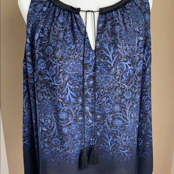 Shirt - Picture 3 of 9